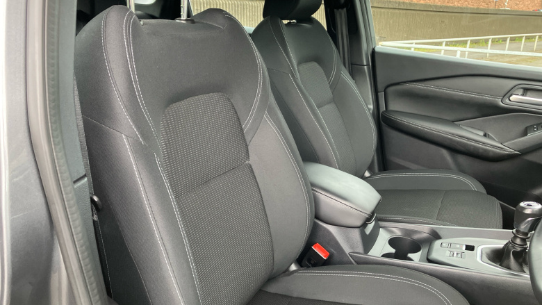 Nissan Qashqai 1.3 DiG-T MH Acenta Premium 5dr Petrol Hatchback